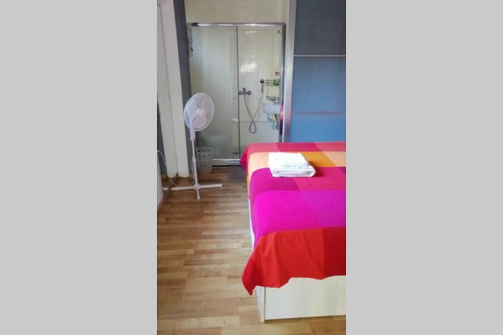 Air Conditioned Studio In Quite Garden With Barbecue Athen Eksteriør bilde